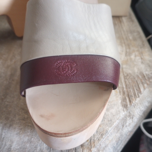 Chanel wood platform shoe - Picture 12 of 16